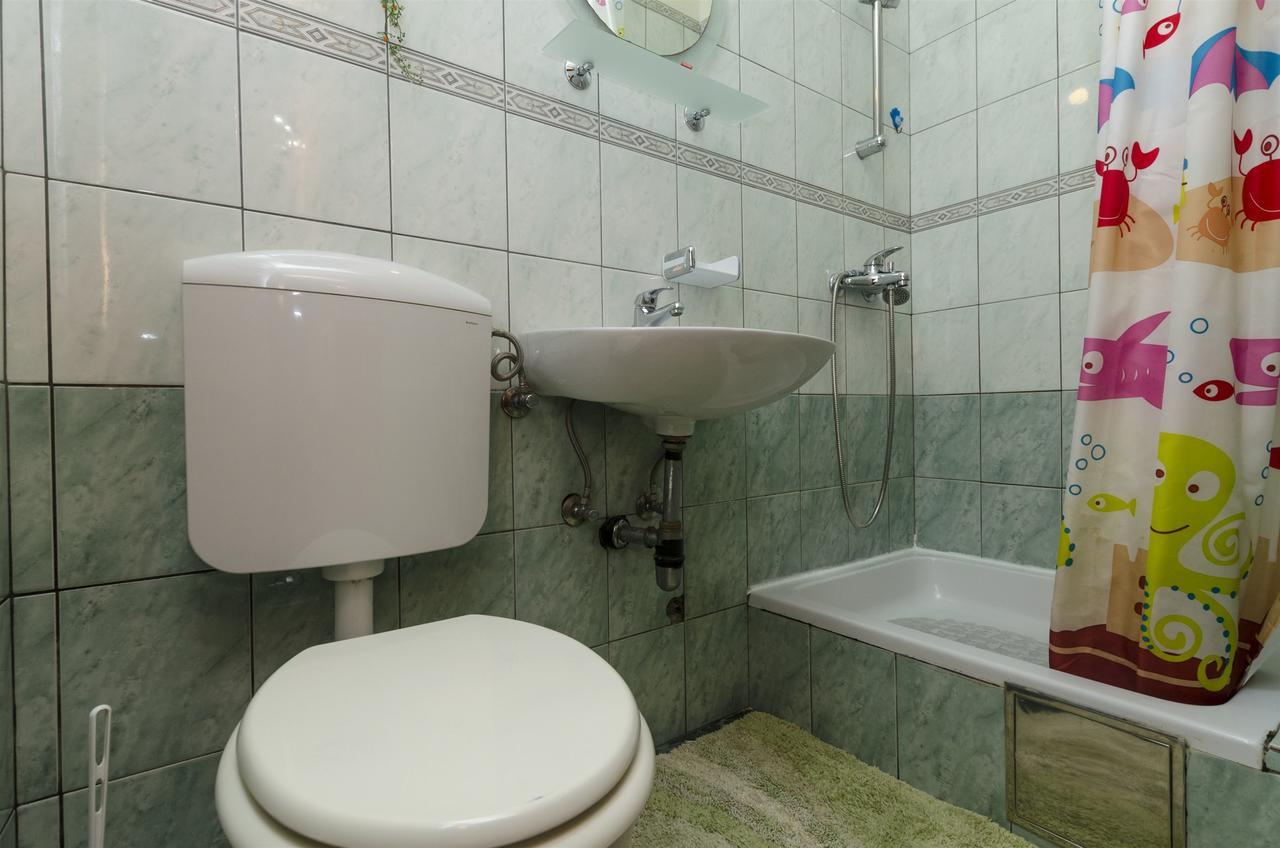 Amulic Apartment