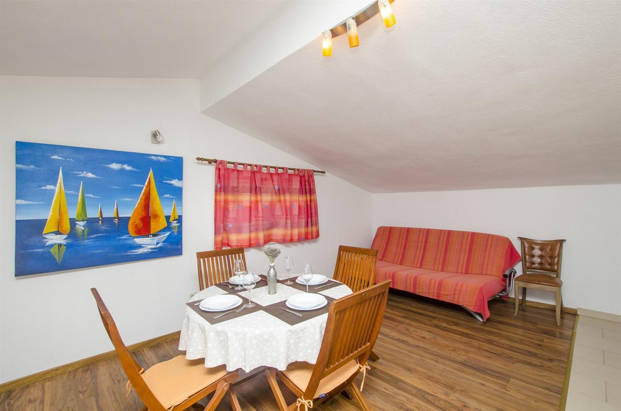 Amulic Apartment